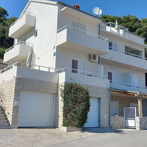 Apartmanok Parkolóhellyel Hvar - 25144