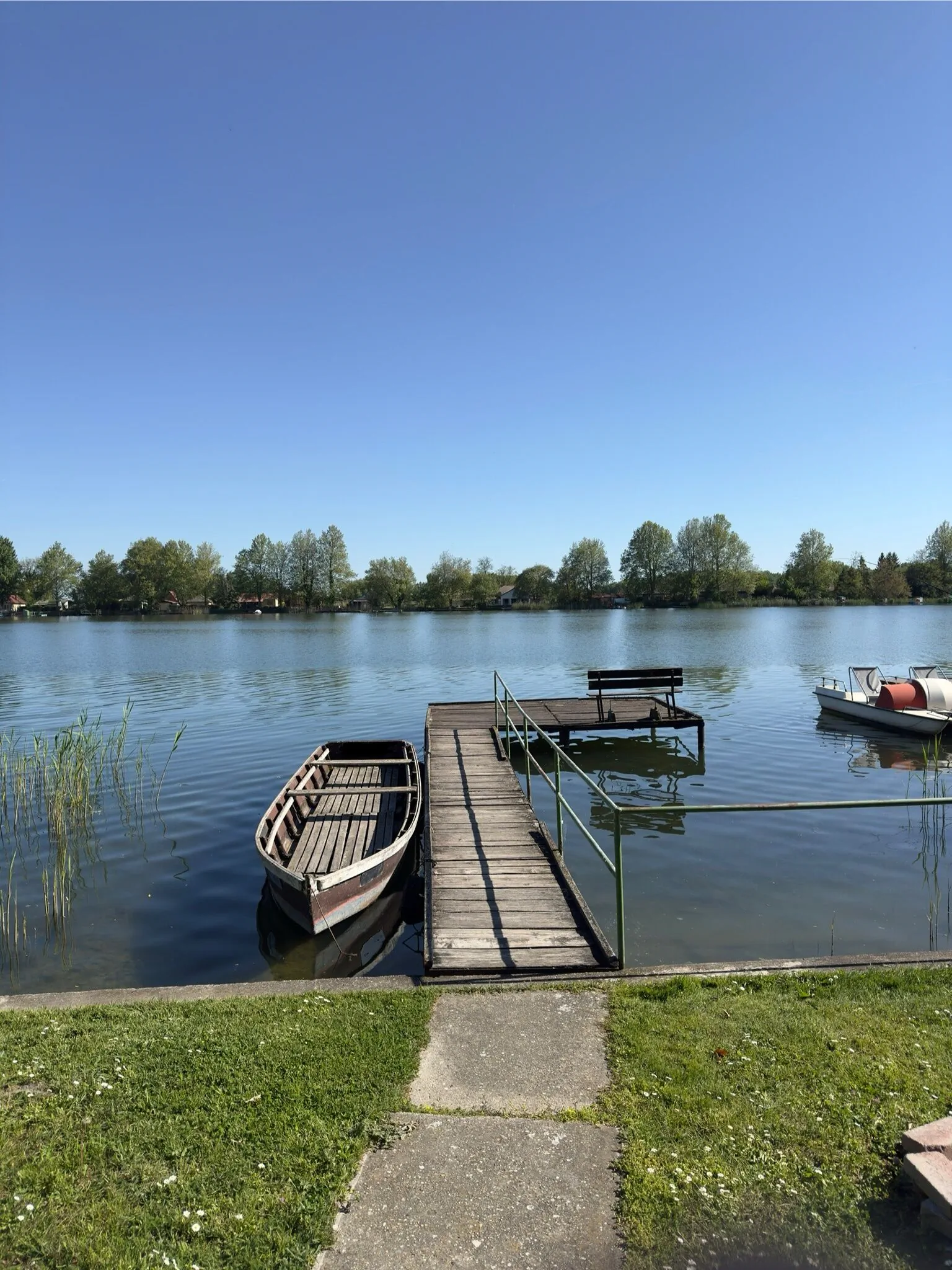 DunaWeekend Szilvia Apartman Makád