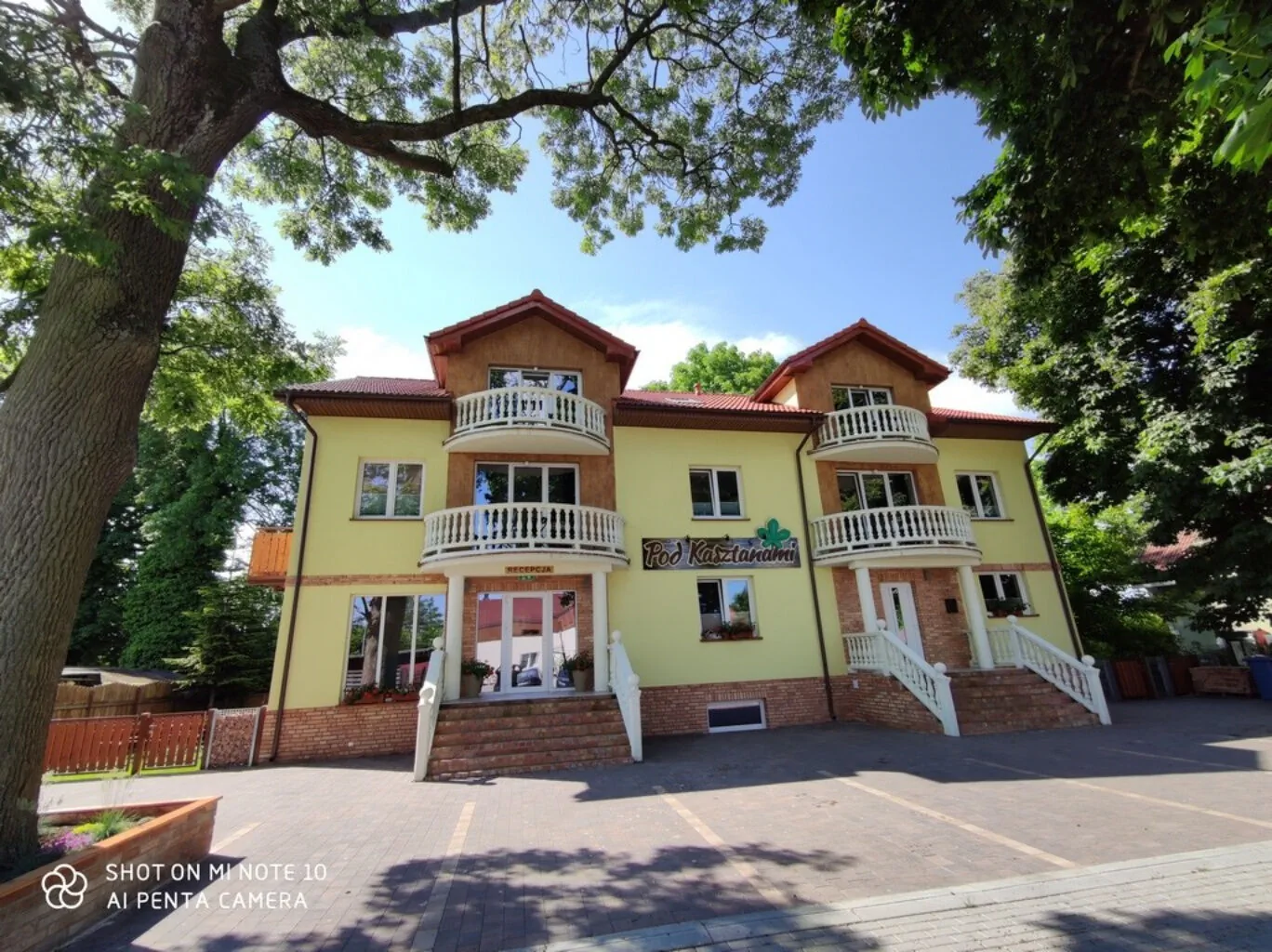 Pokoje Gościnne Pod Kasztanami Łeba