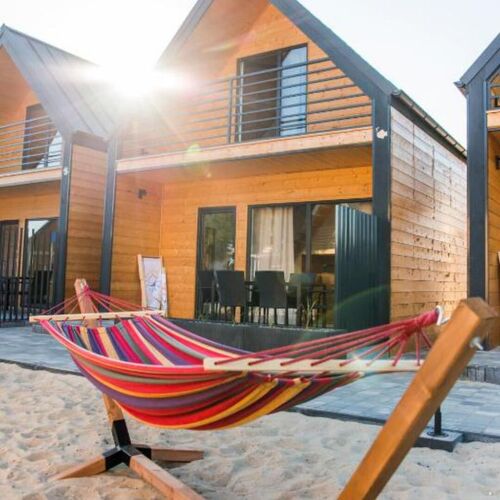 Huśtawka i Hamak - Domki z Basenem Ustka