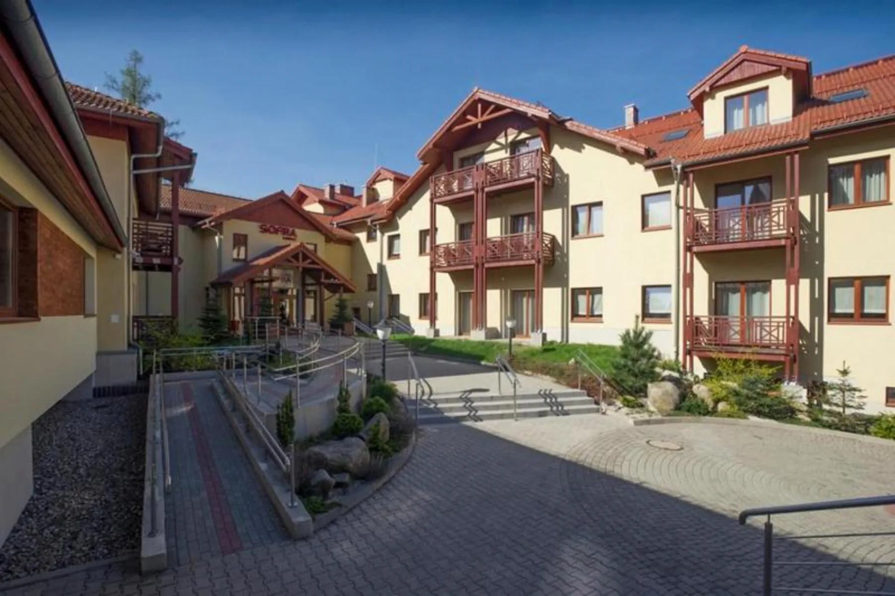 Instytut Zdrowia Sofra Karpacz FIT&SPA Pokoje i Apartamenty