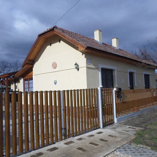 Turul Vendégház Abádszalók