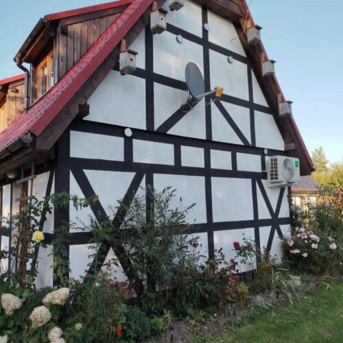 Mały Biały Domek Jeżyczki