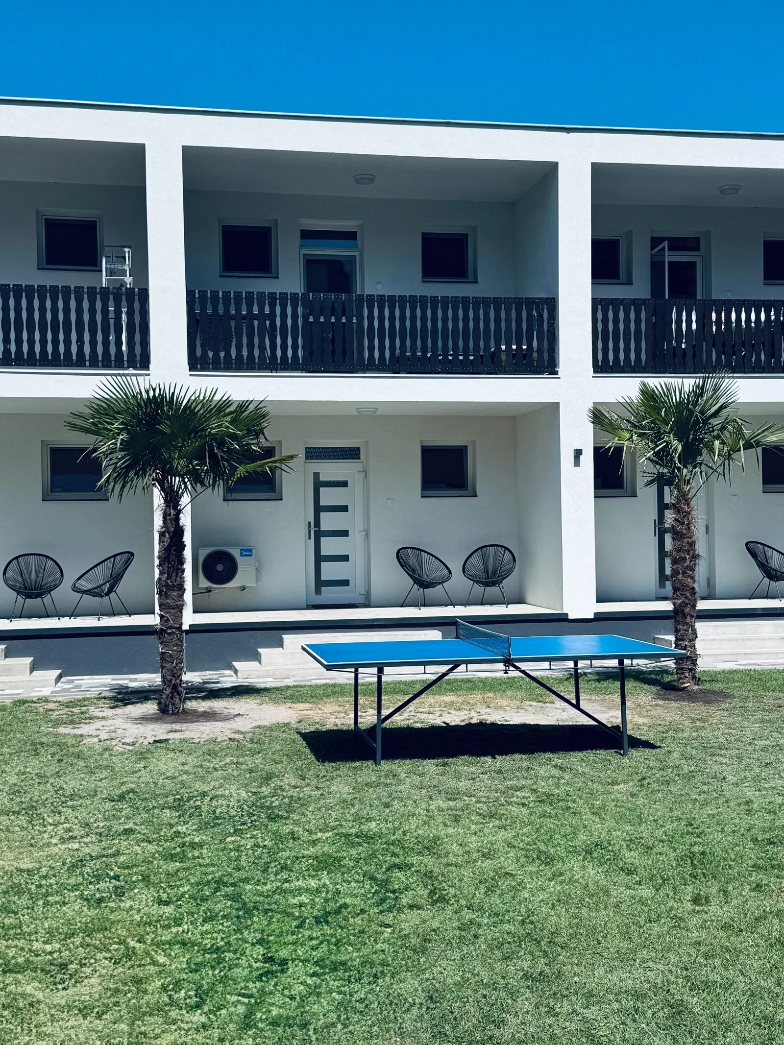 Balaton a kertben, Villa, Balatonfenyves
