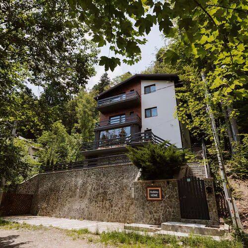 Hublou - Forest Villa Apartments Sinaia