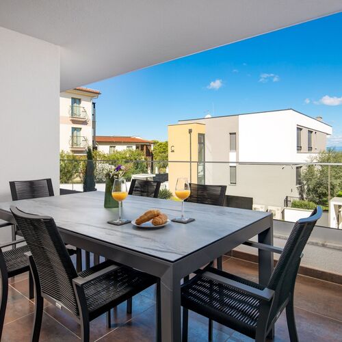 Villa Rova – Apartment With a Seaview Malinska