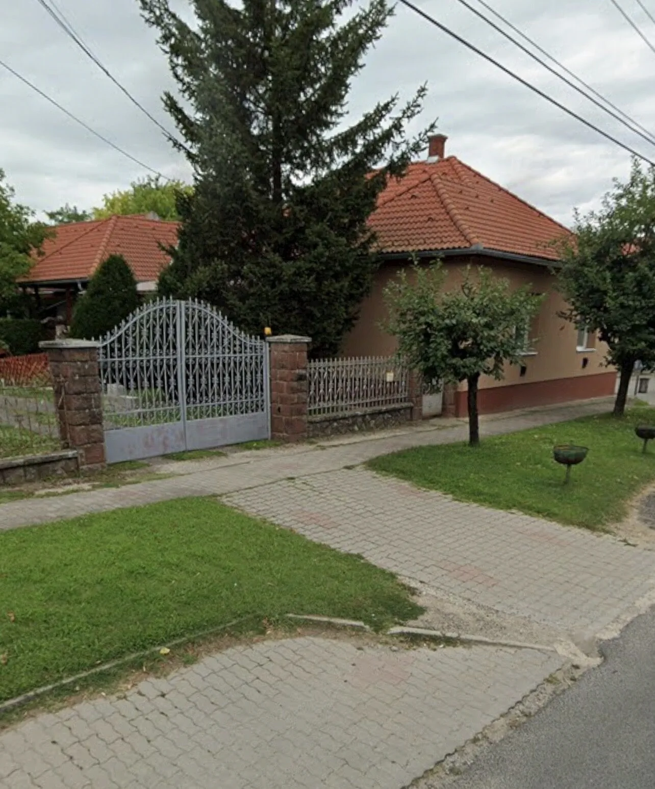 Rikik Apartman Kőröshegy