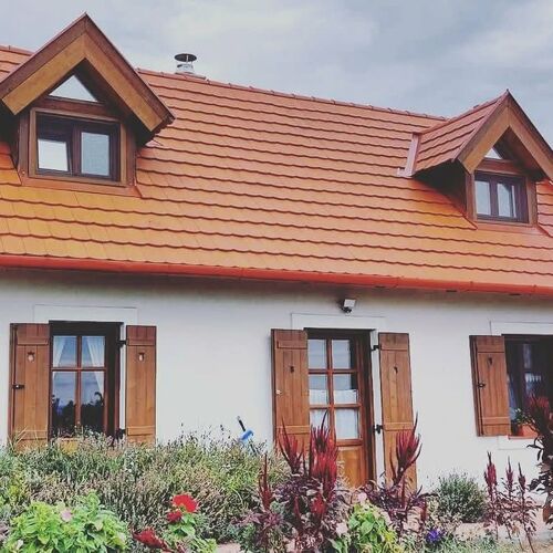 Casa Beata Lesencetomaj