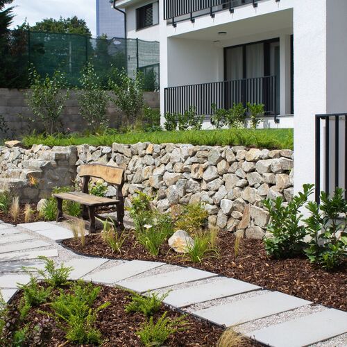 Gardinn Serviced Apartments