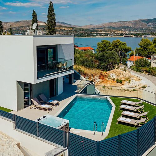 Vendégház Arbanija - CSD126