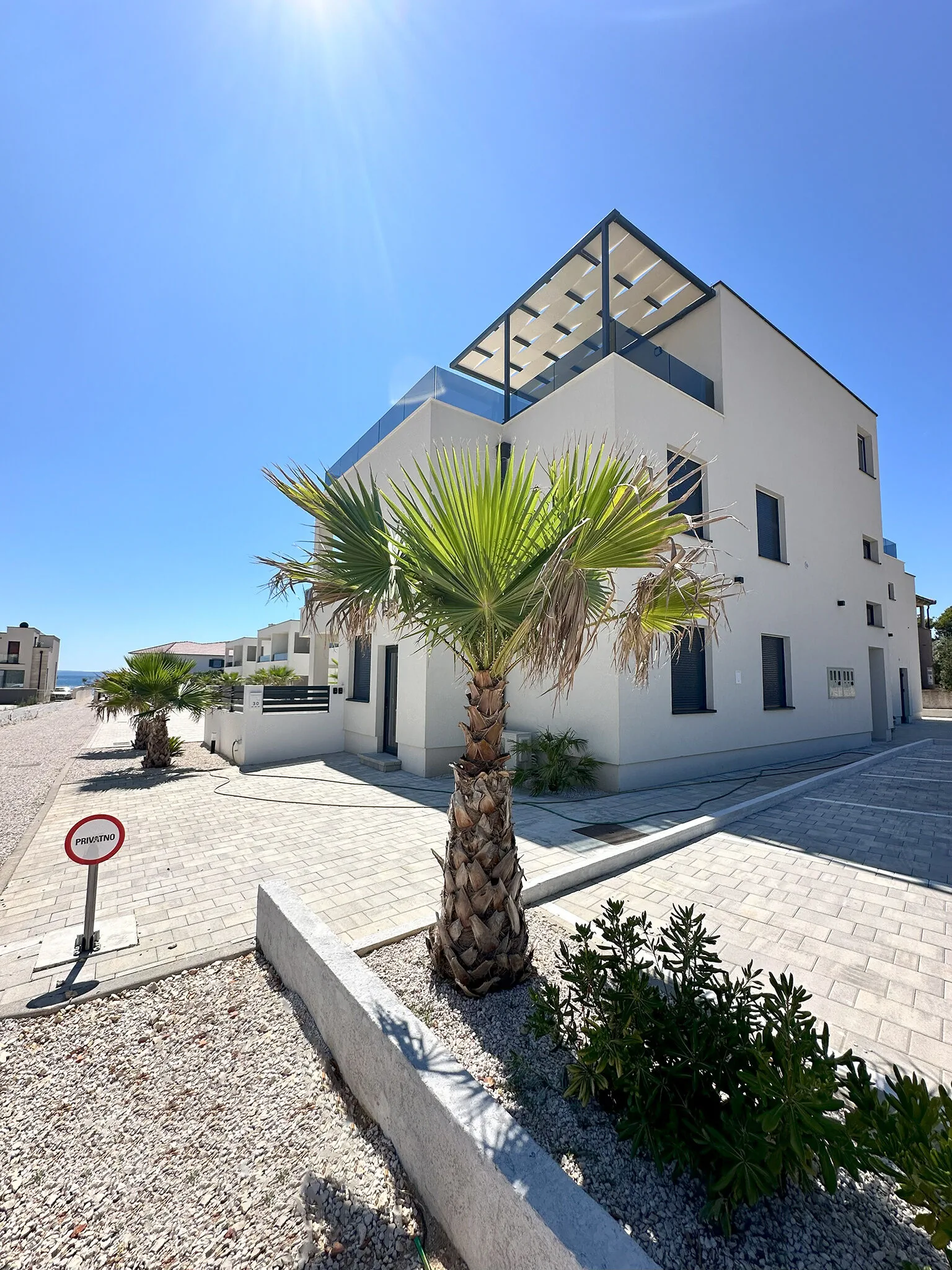 Apartments B Palm Tree Vir