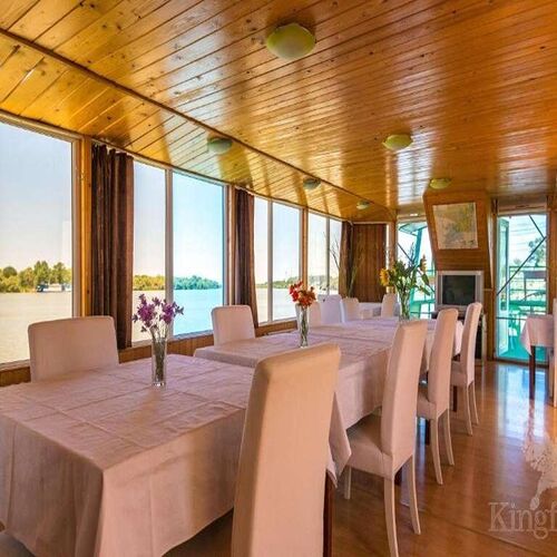 Hotel Plutitor Kingfisher Uzlina