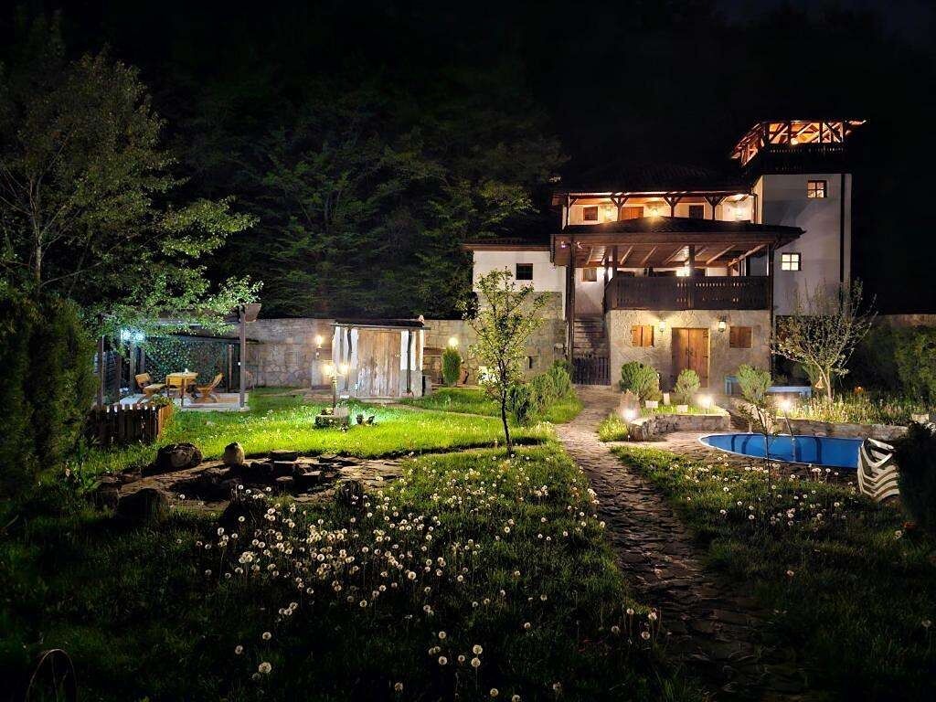 Casa cu Turn Sărata-Monteoru