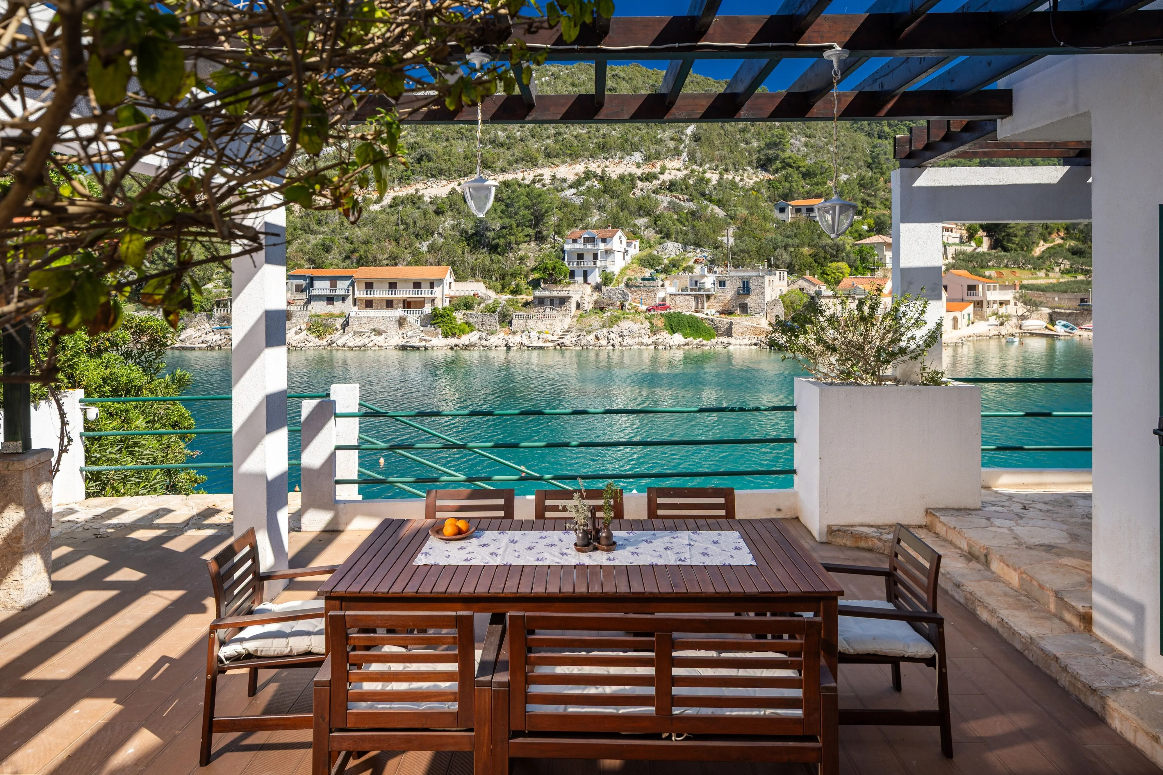 Secluded House With A Parking Space Cove Prapratna - Prapatna, Hvar - 25374 Prapatna