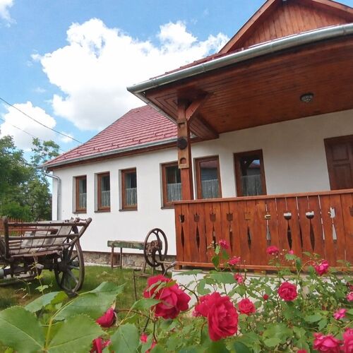 Héhely Vendégház Hollókő