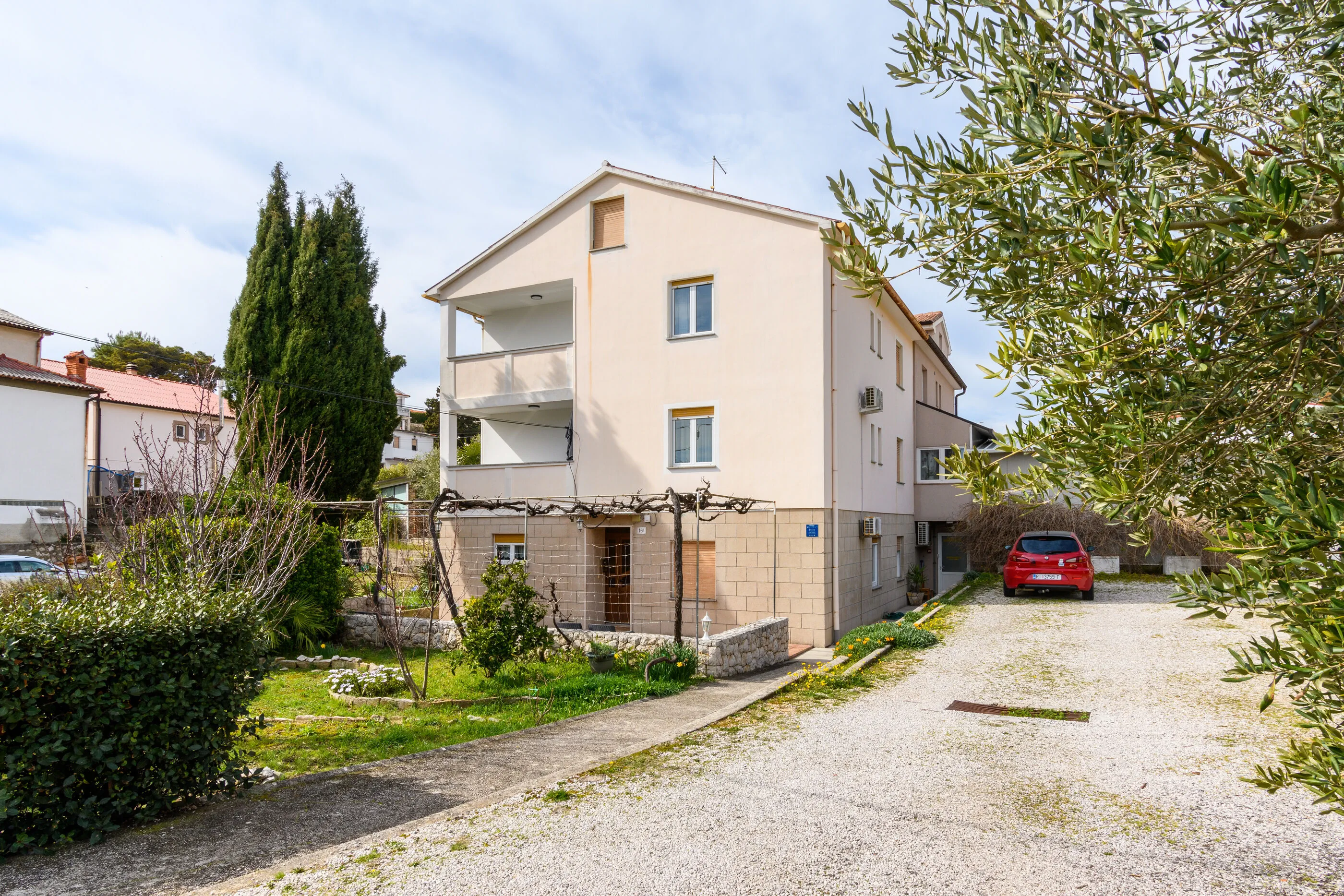 Apartment Ljubica Banjol