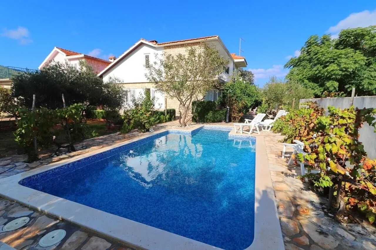 Apartments With Swimming Pool Vela Luka, Korčula - 23684 Vela Luka