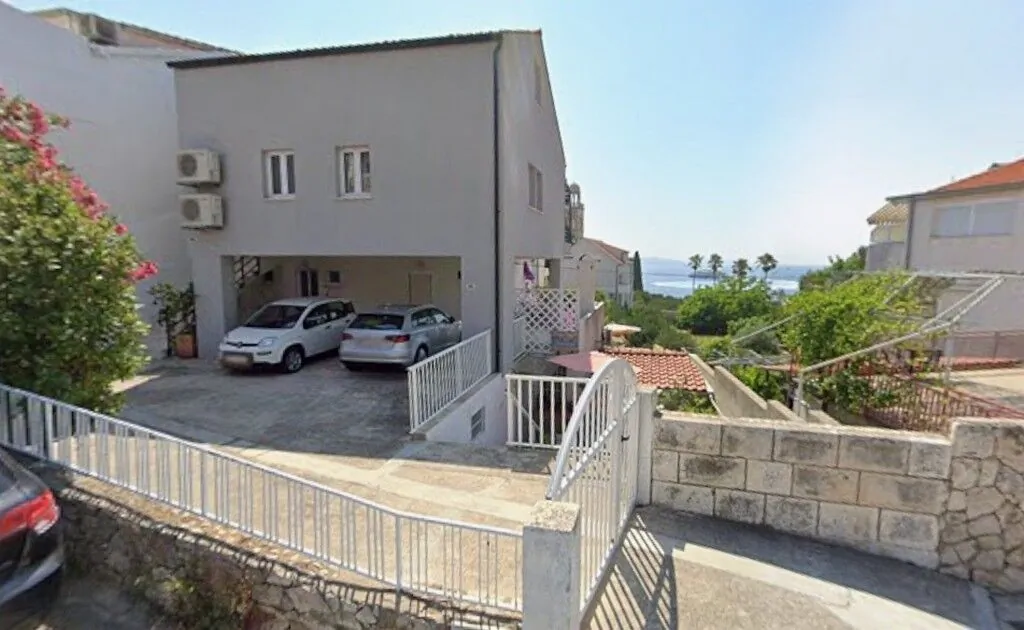 Apartments With Parking Space Hvar - 25169