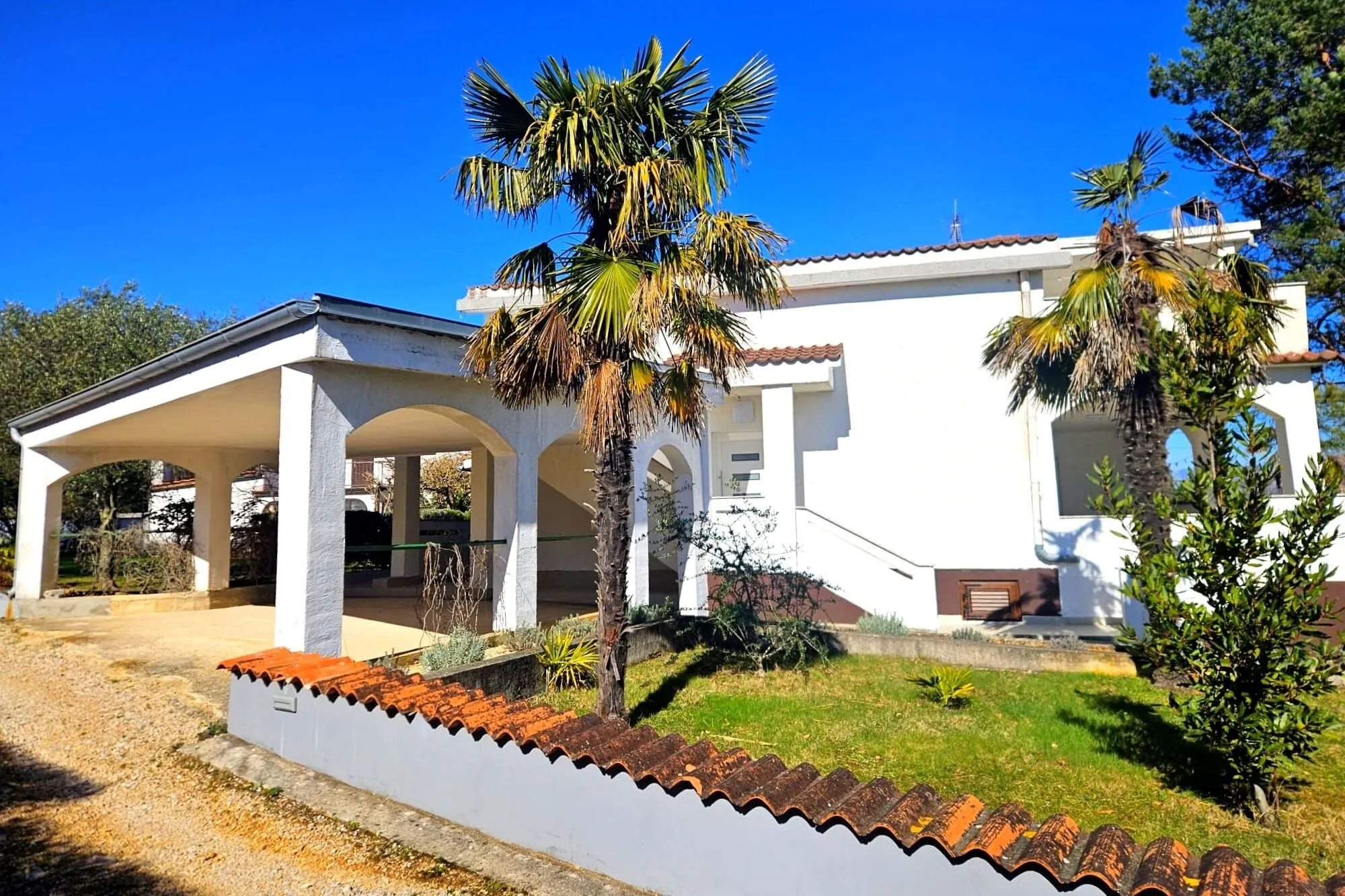 Apartments With Parking Space Risika, Krk - 25237 Risika