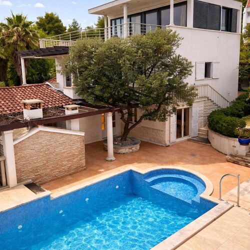 Seaside Family Friendly House With A Swimming Pool Sutivan, Brač - 25260 Sutivan