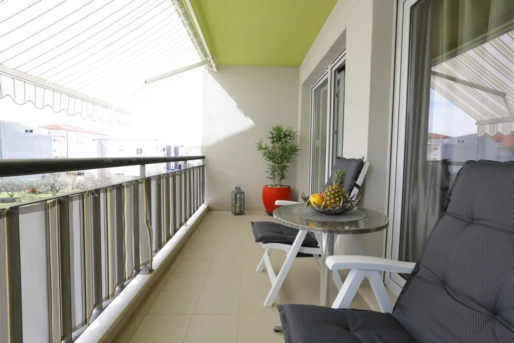 Apartments With Parking Space Podstrana, Split - 25292 Podstrana