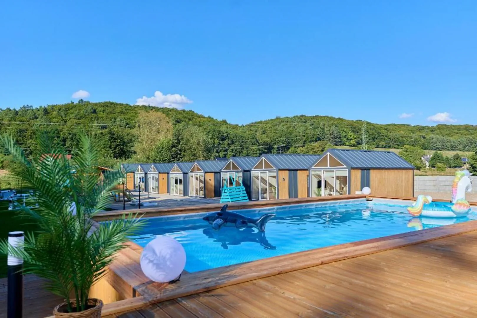 Turkusowa Osada - family resort - domki, basen, balia pod Międzyzdrojami