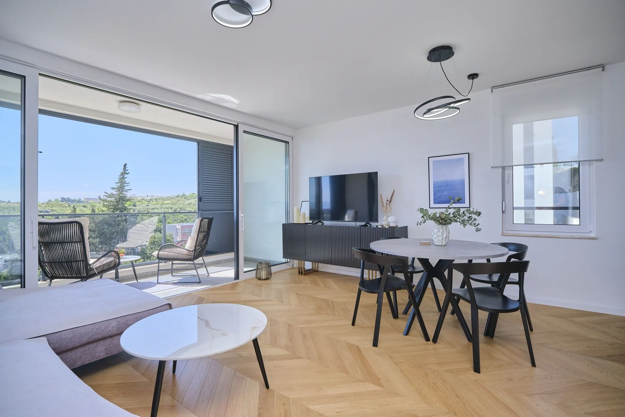 City Lux Suite Split
