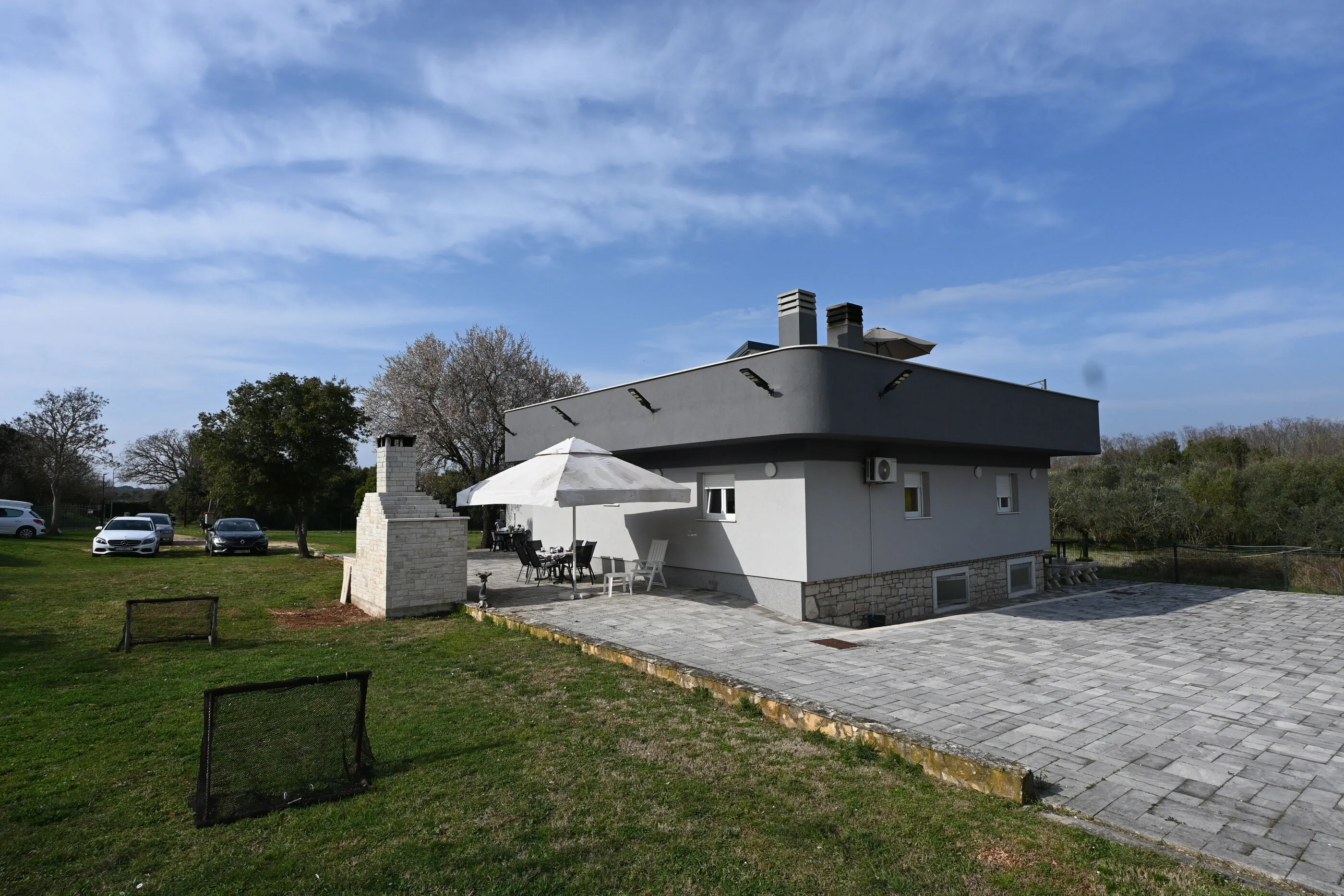 House Ivana Pula