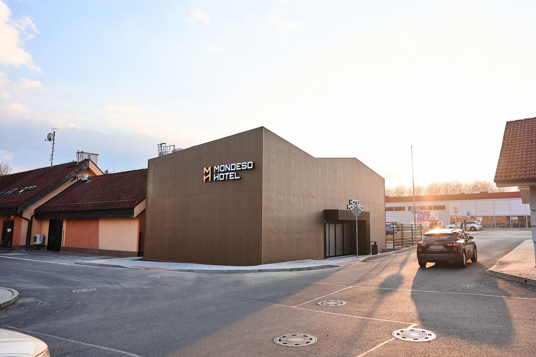 MONDESO HOTEL