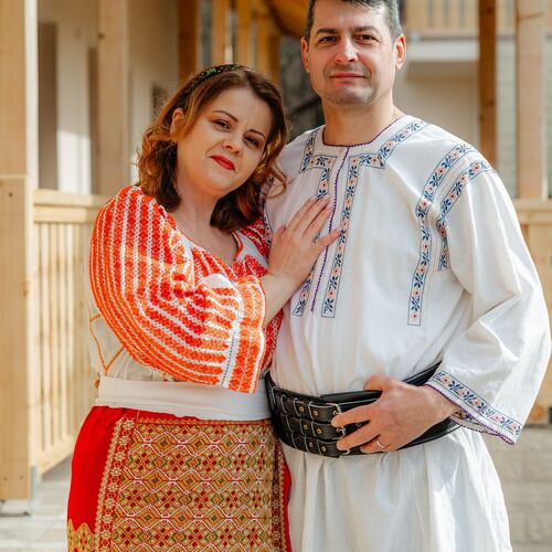 Casa La Familia Dorcea Lăicăi