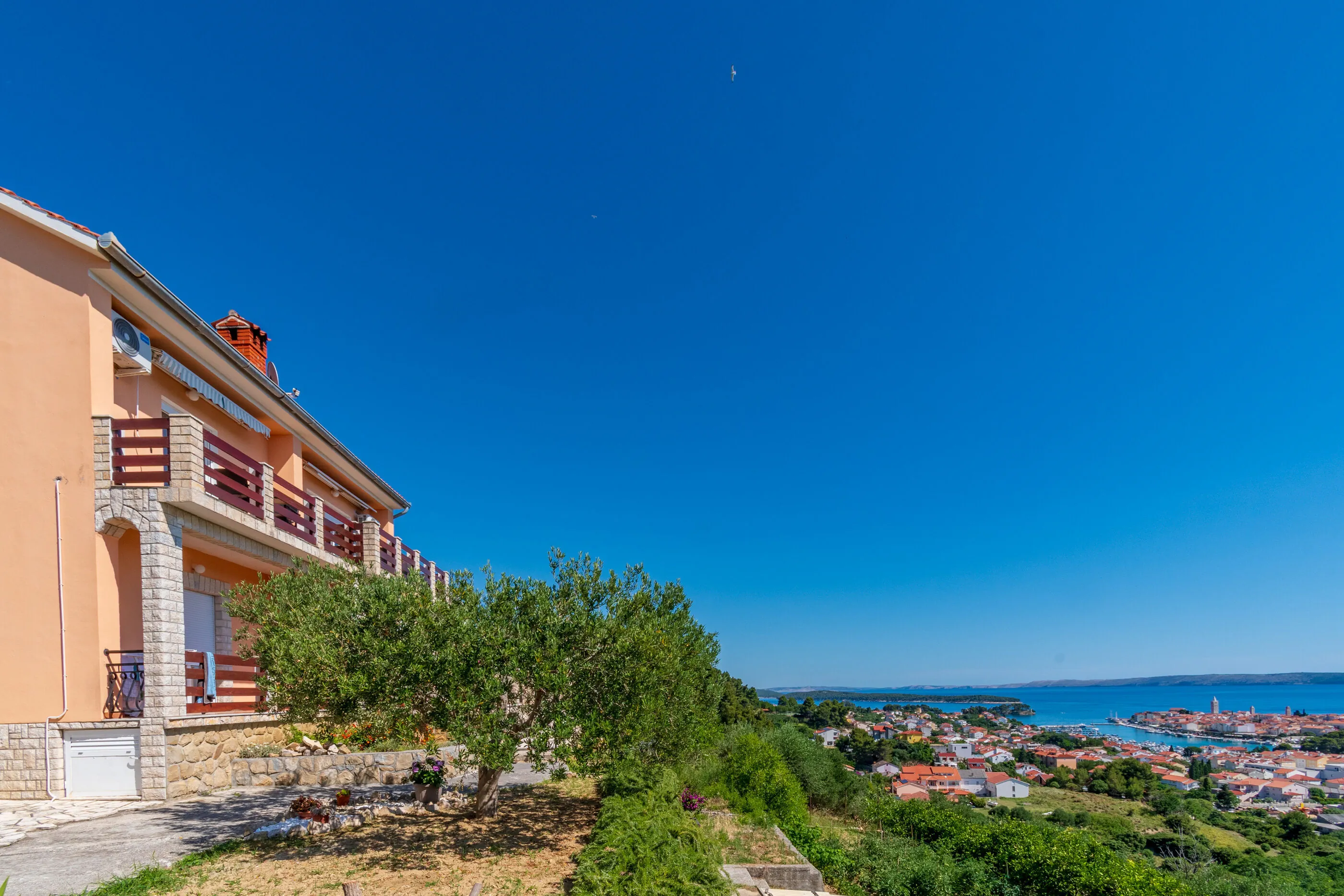 Apartments Andrija Palit