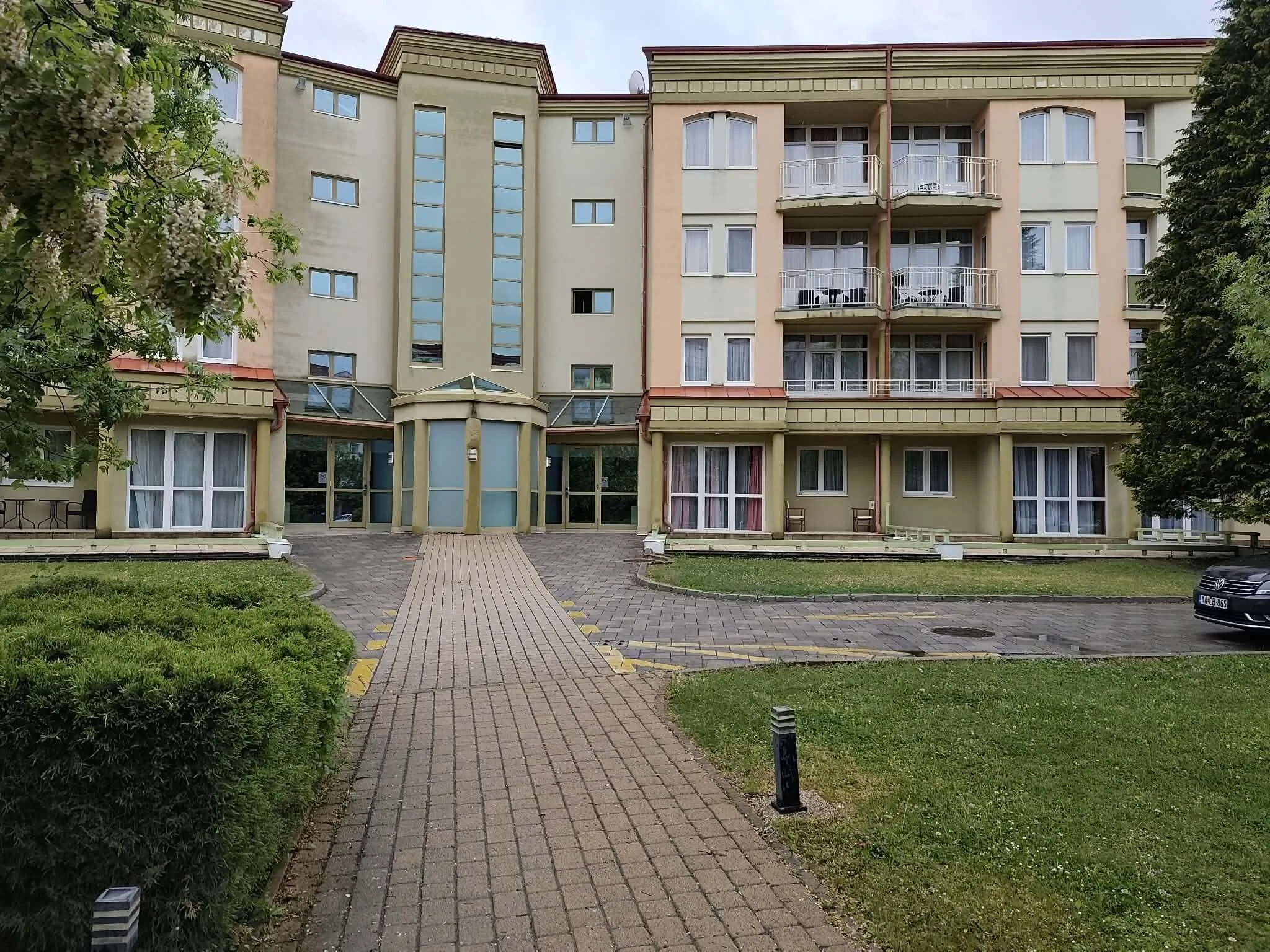 aparthotel bej&aacute;rat