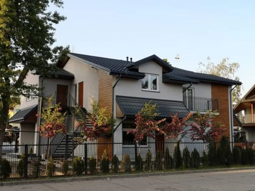 Piano Domki Apartamenty Okuninka