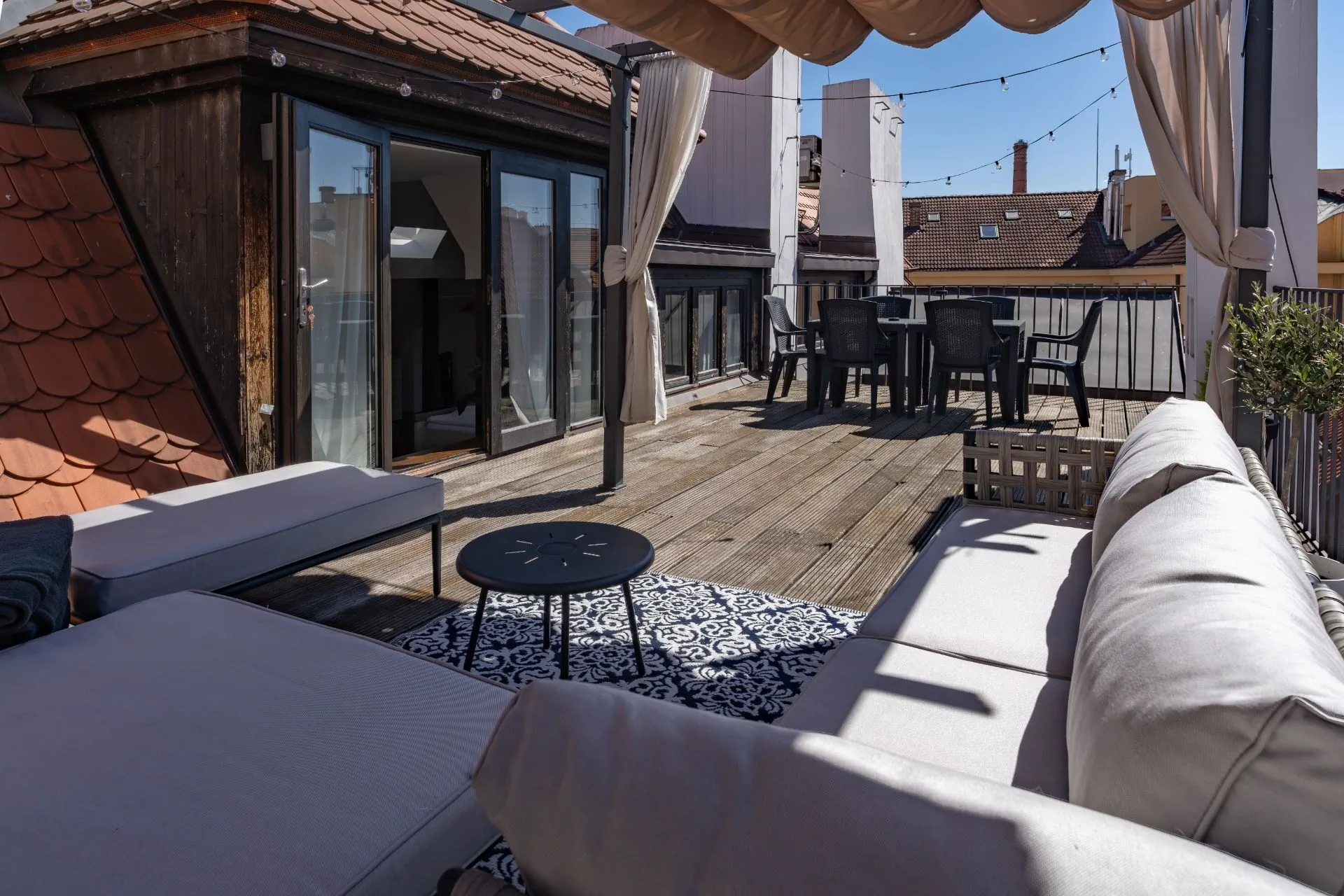 Oldtown Rooftop Apartment Near Charles Bridge