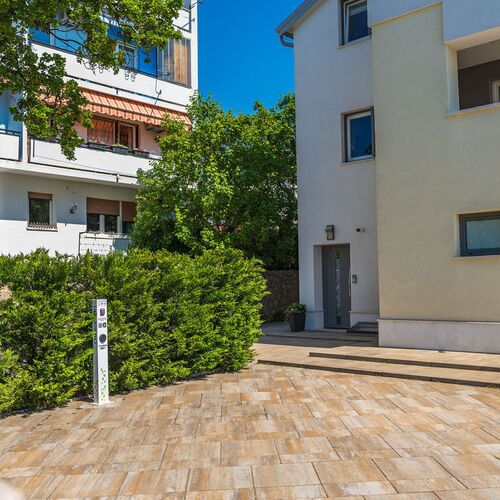 Apartments Barbara Kraljevica