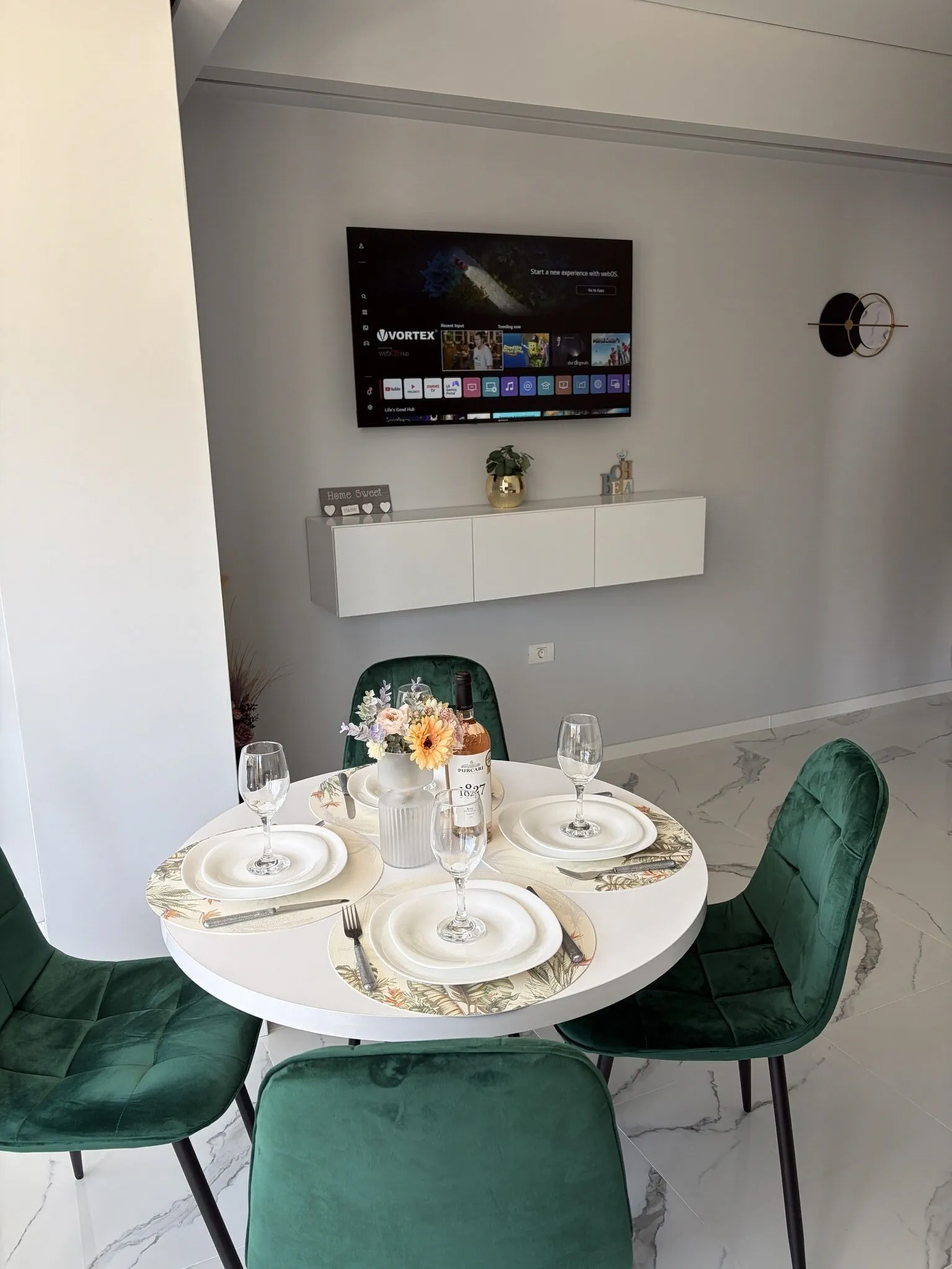 Elysium SeaView - Mamaia Building Resort II