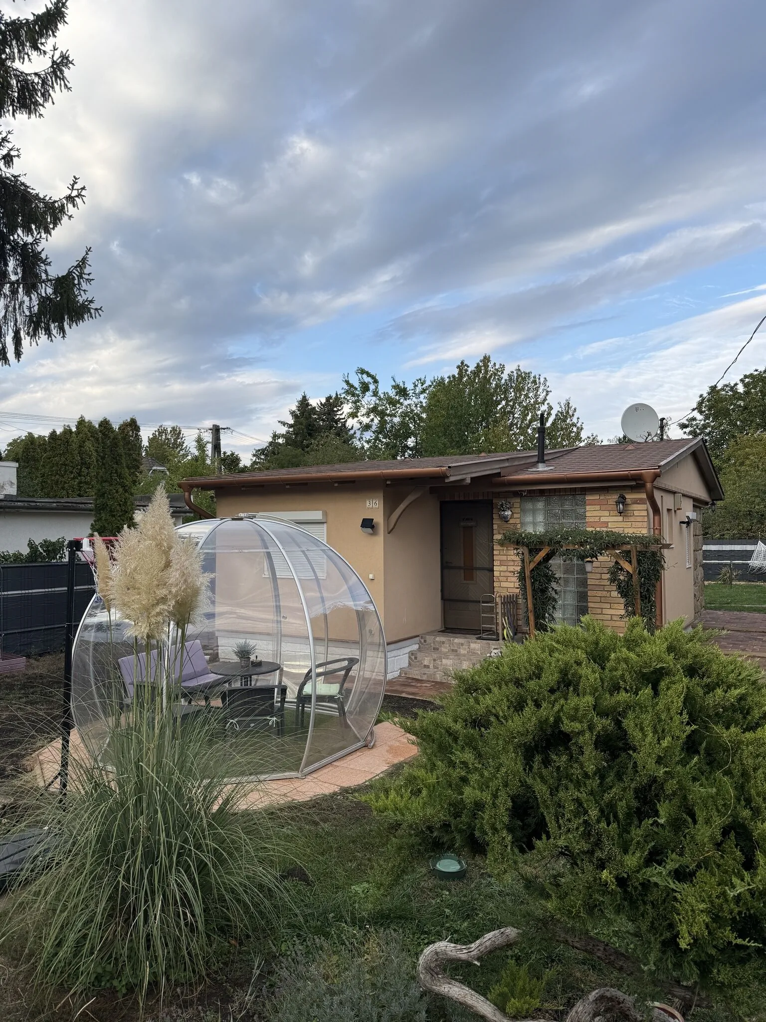 Relax Island Apartman Gárdony
