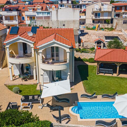 Family Friendly House With A Swimming Pool Pirovac, Šibenik - 24485 Pirovac