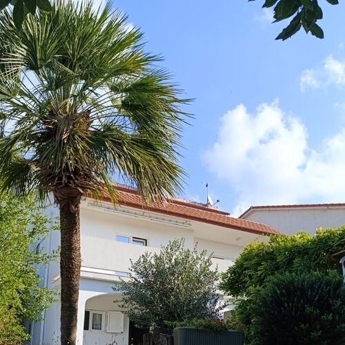 Apartments With Parking Space Palit, Rab - 25235 Palit