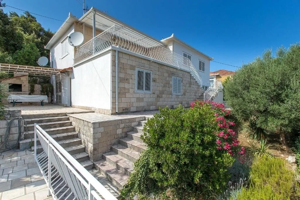 Apartments With Parking Space Korčula - 25323