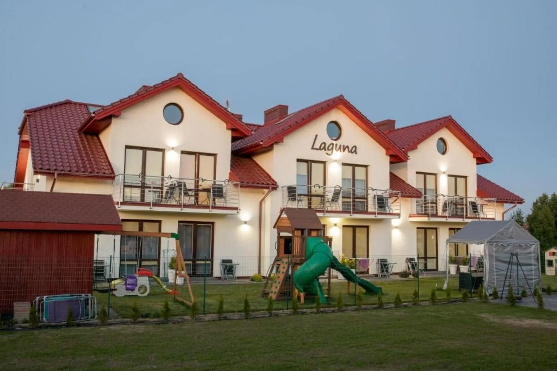 Villa Laguna Rowy