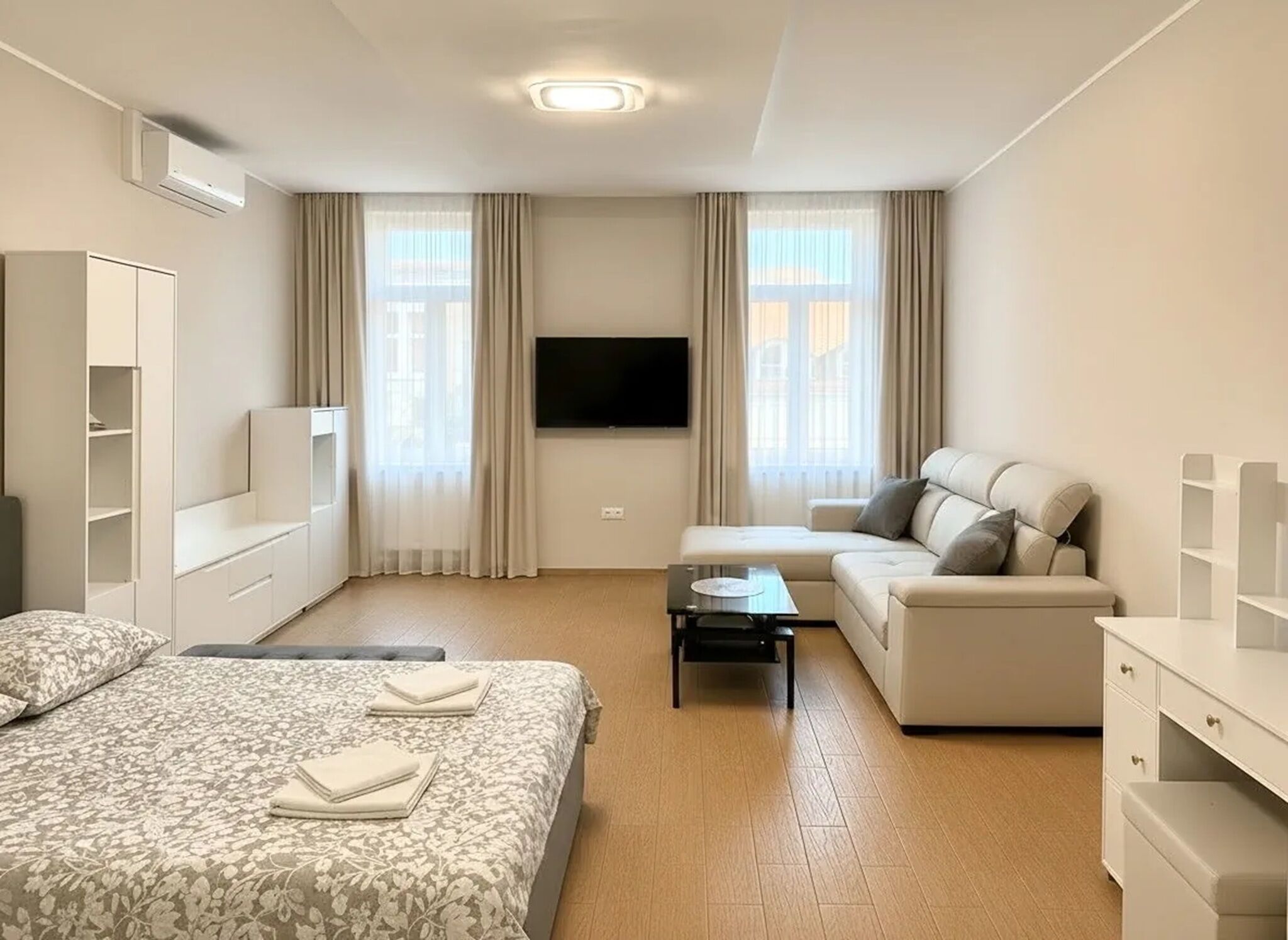 HoldLux City Keyless 0–24 Apartmanok Sárvár