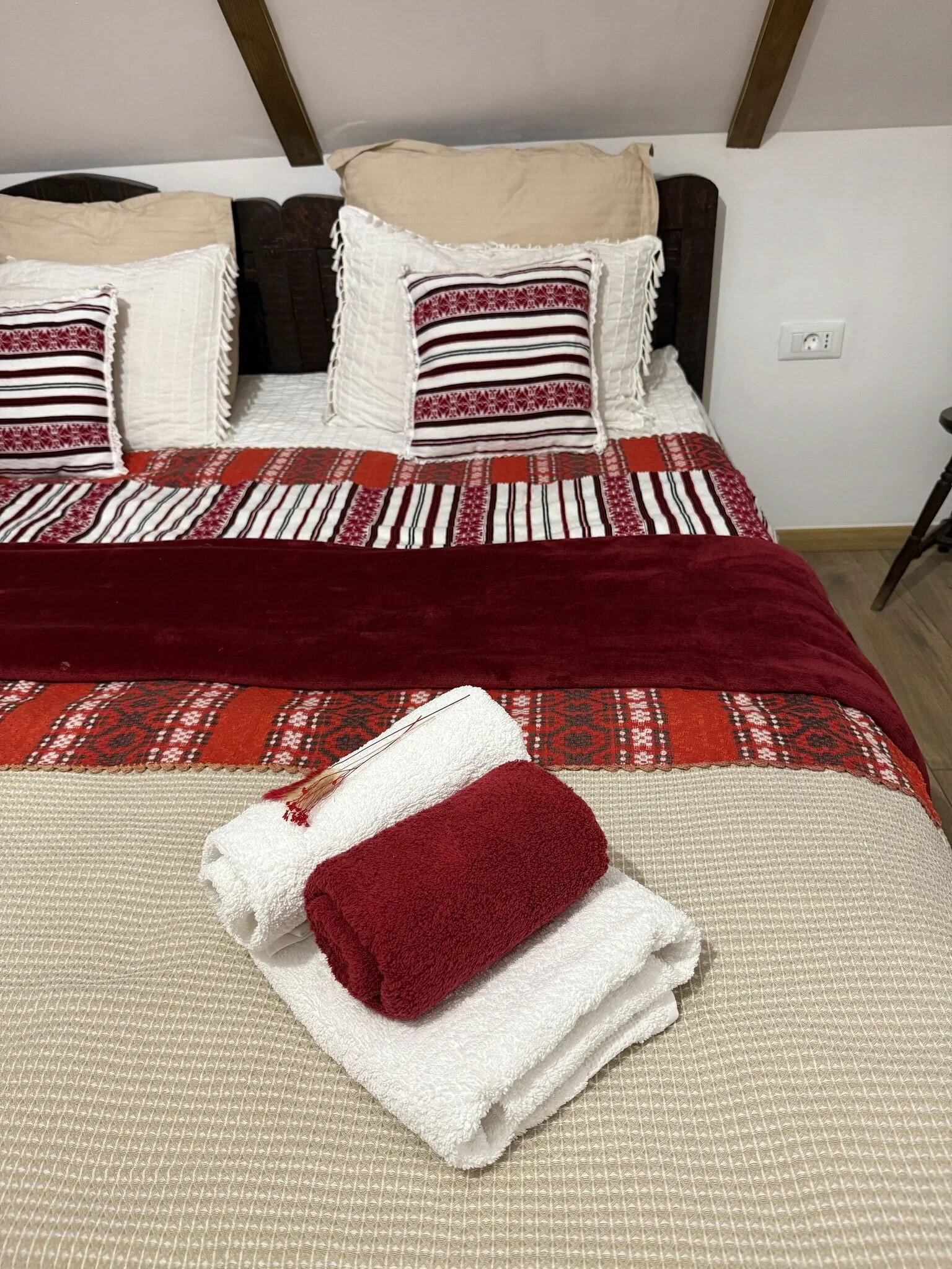 Casa Ili House, Home & Retreat Cehal