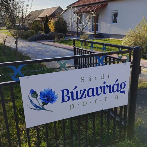 Sárdi Búzavirág Porta  Belsősárd