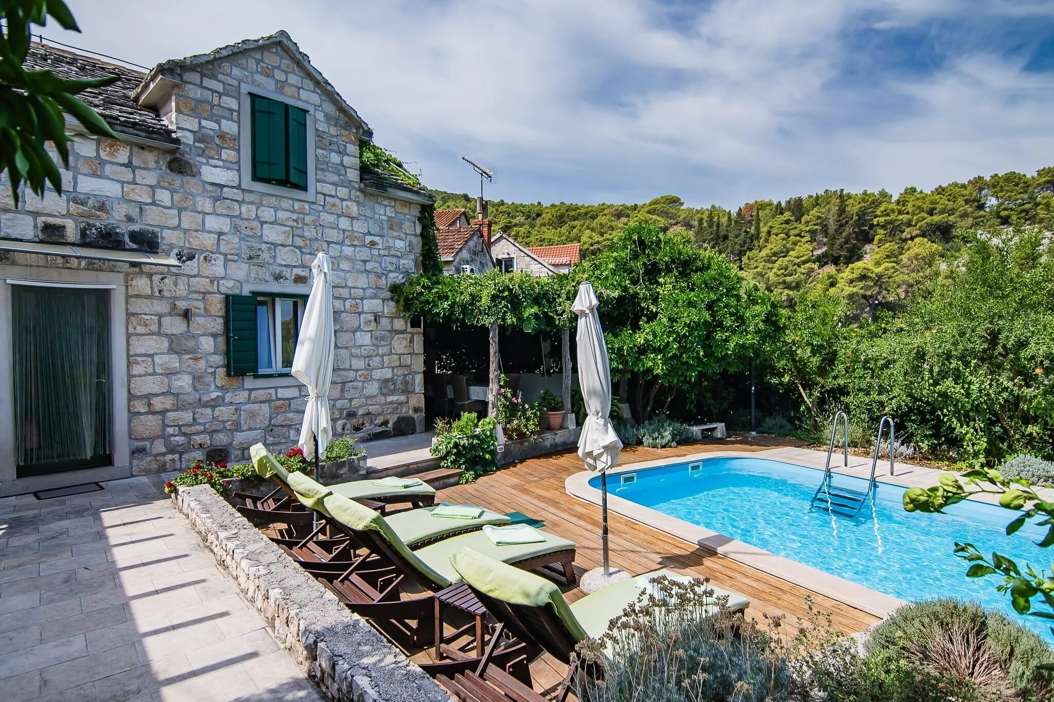 Family Friendly House With A Swimming Pool Dol, Brač - 25954 Dol