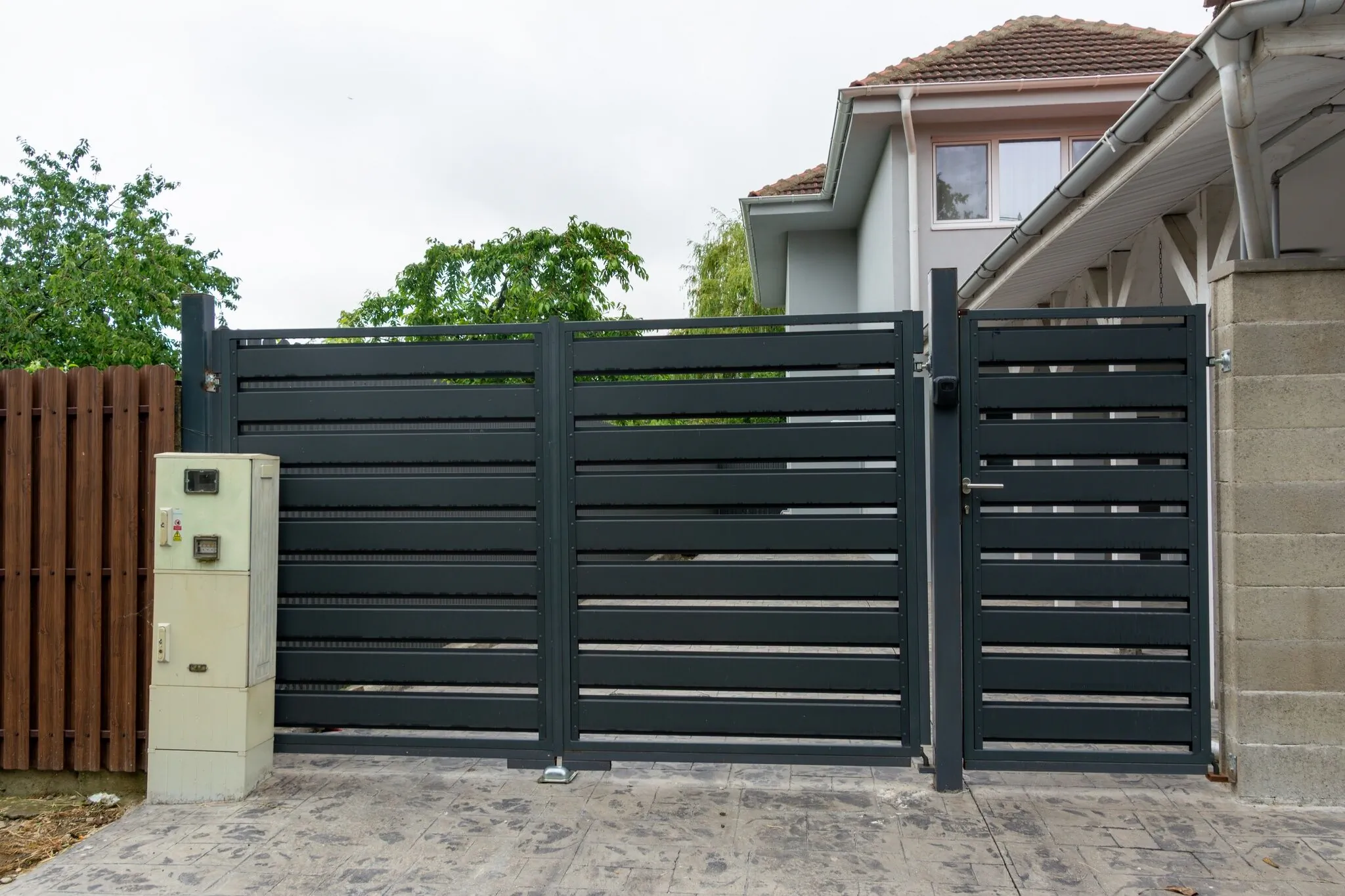 Sașa s Home Vila Modernă cu Parcare Privată în Timișoara