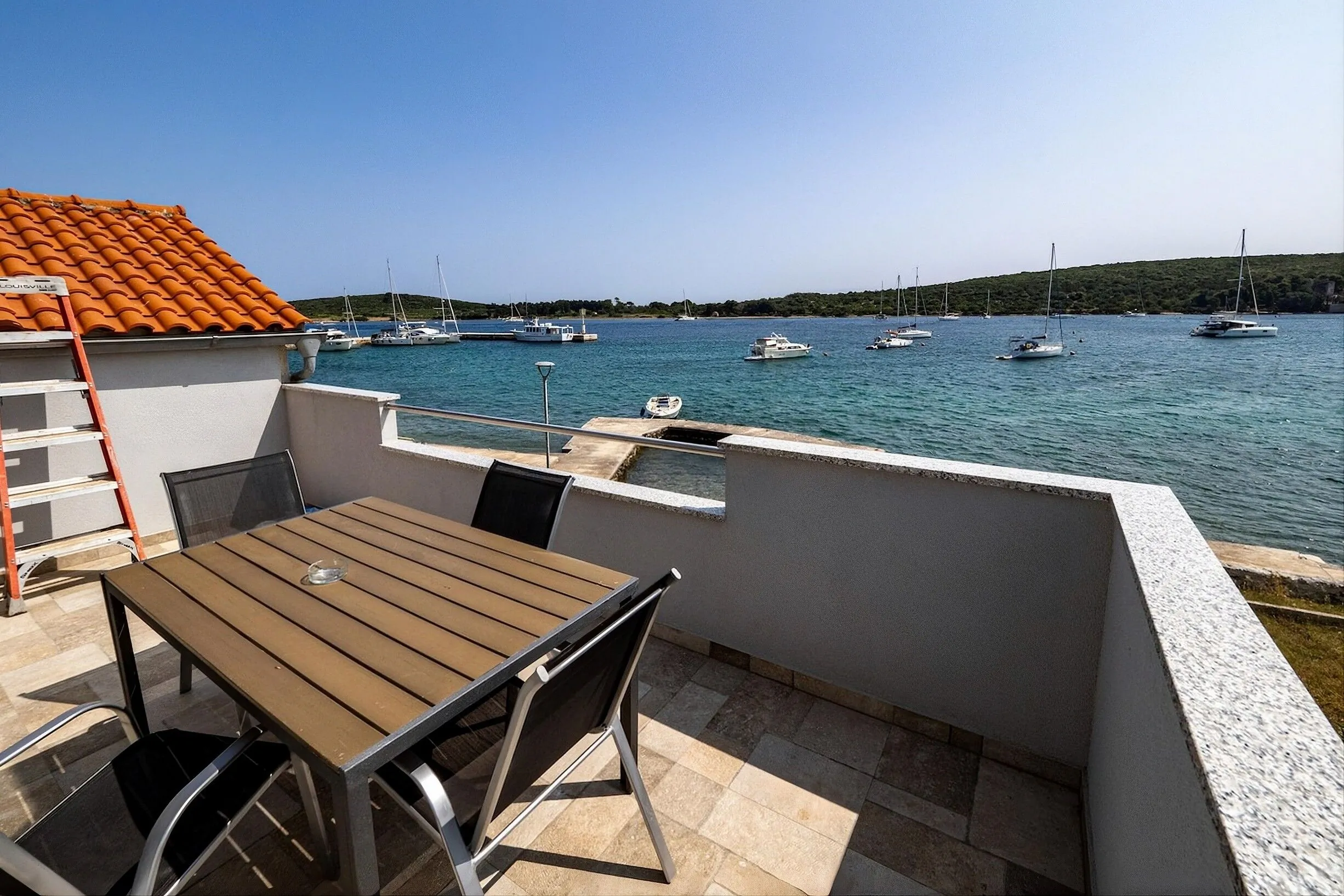 Apartments By The Sea Ilovik, Lošinj - 25973 Ilovik