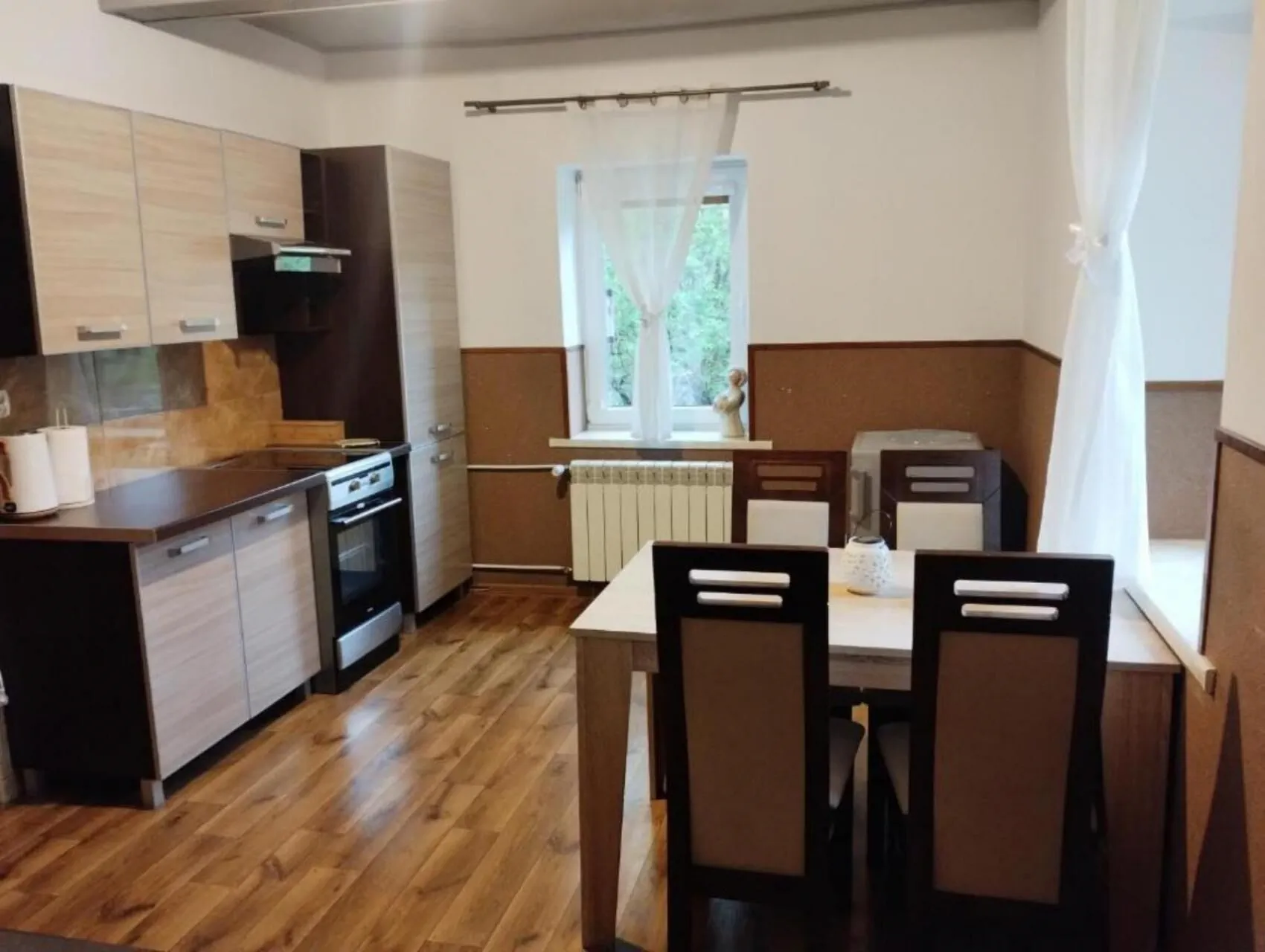 Wyrychtowana Chałupa - Dom w Beskidach Sól