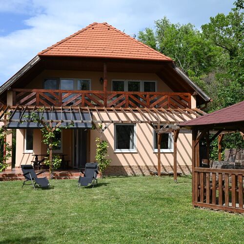 La Perla Villa del Lago Paloznak