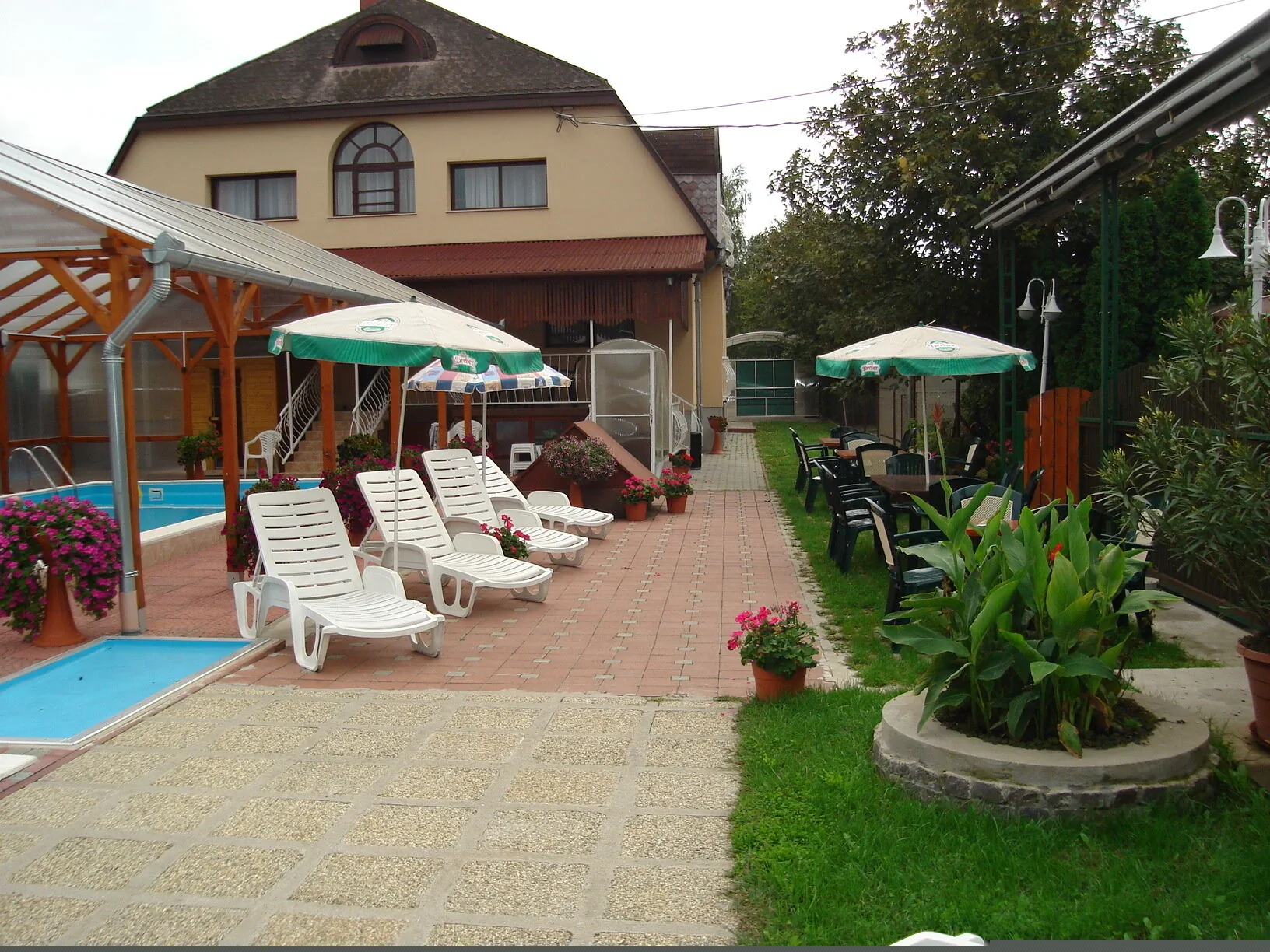 Gémes Vendégház 2 Balatonszárszó